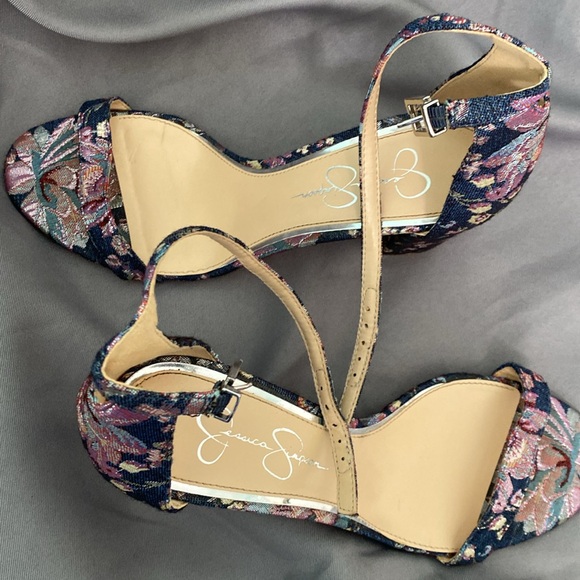Jessica Simpson JP-Monrae Floral Block Heals Ankle Strap 8.5 - Picture 7 of 9